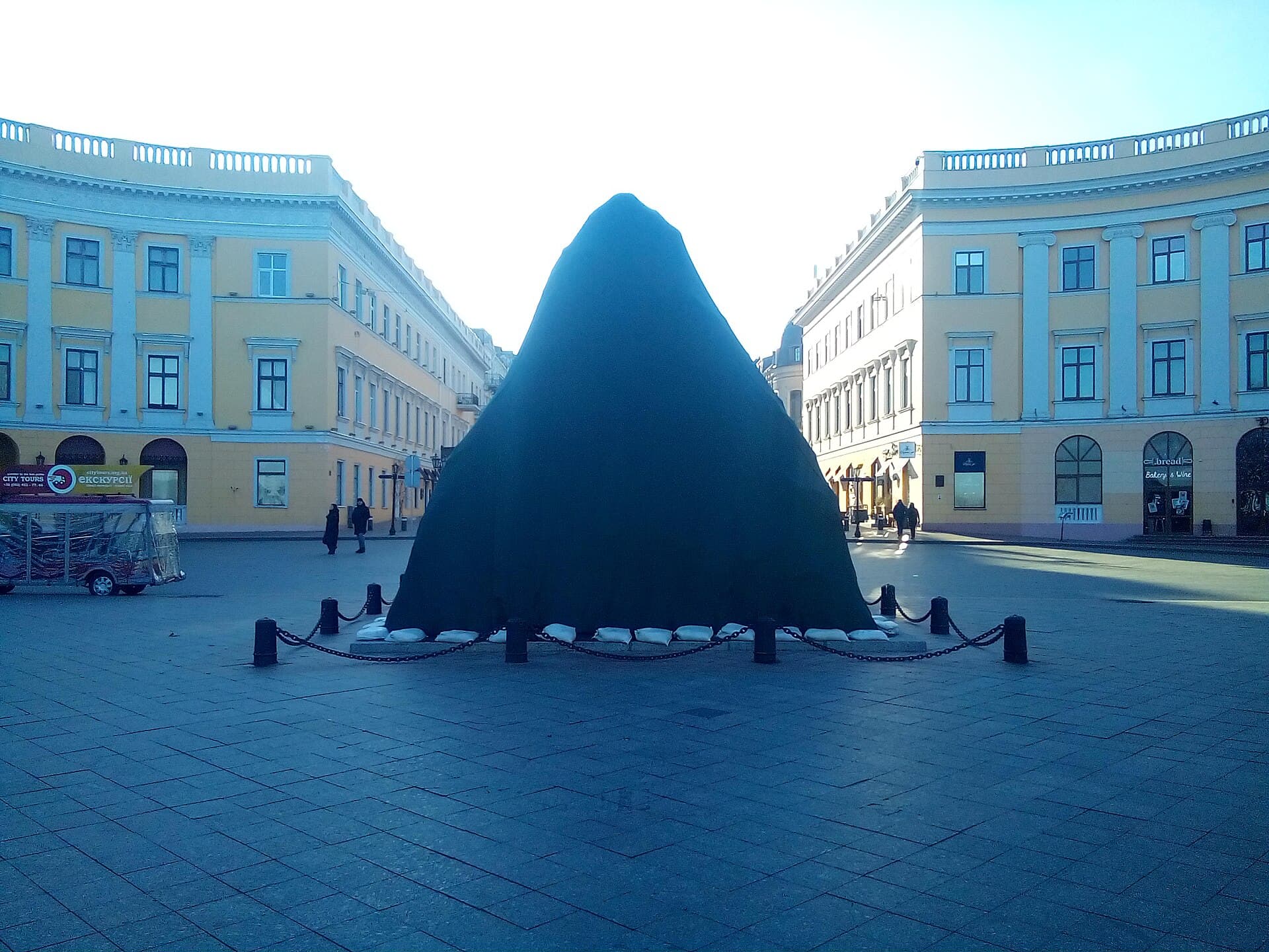 The Duke de Richelieu monument in Odesa completely encased in protective sandbags